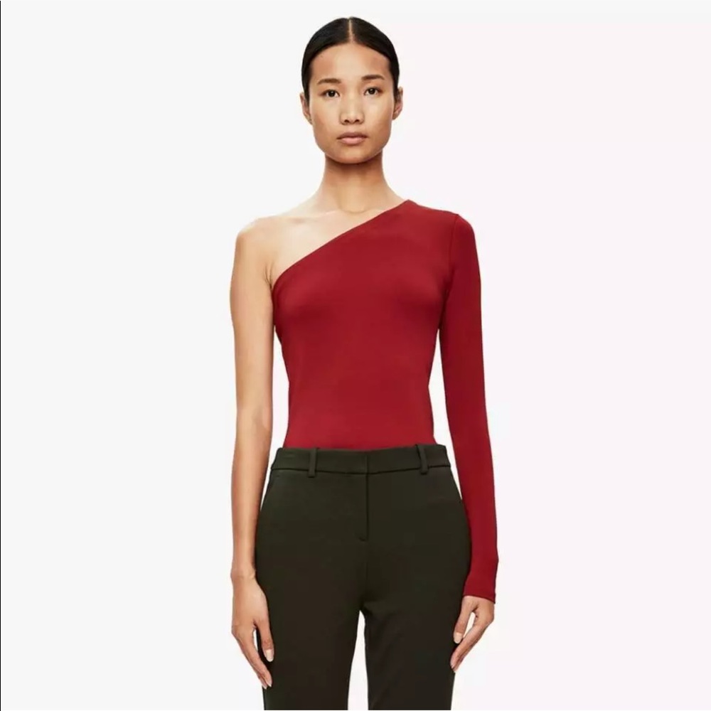 🌟Theory One-Shoulder Top🌟